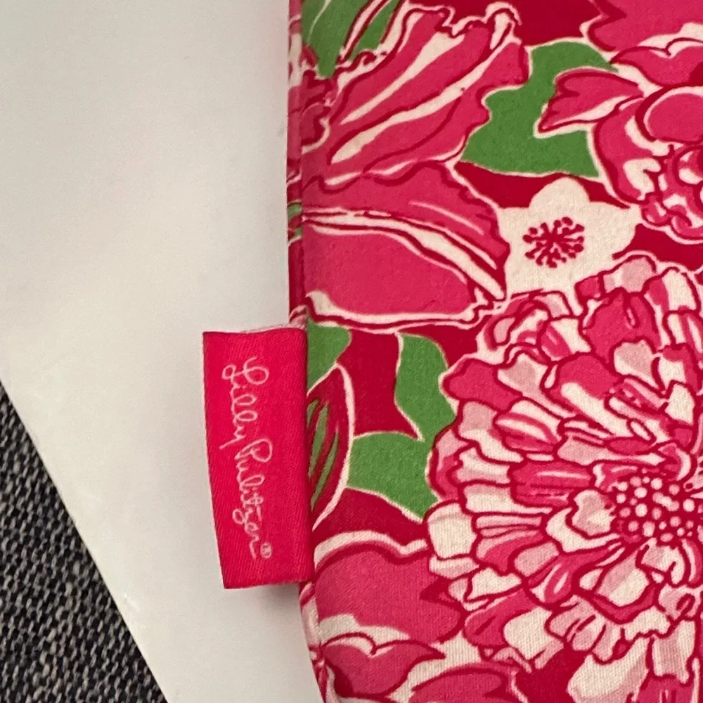 Lilly Pulitzer Pink and Green Floral Case